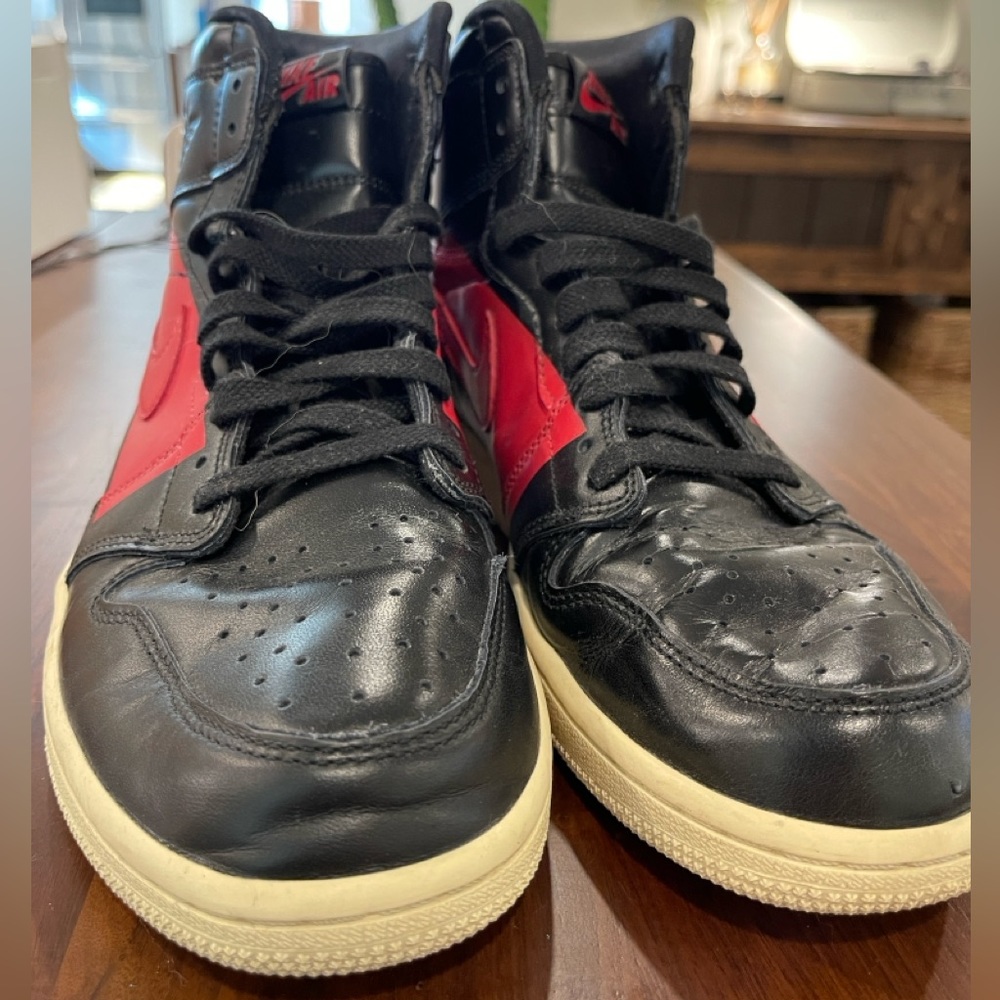Nike Air Jordan 1 Retro High OG Defiant Couture Red Men’s Size 11
